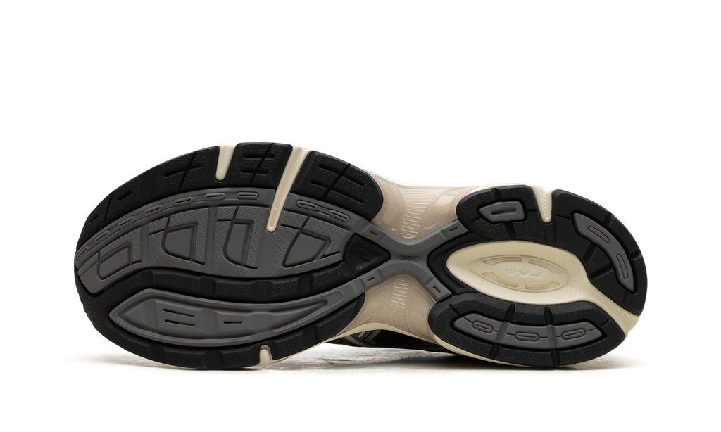 Asics Gel 1130 Black Carbon 1201A255 004