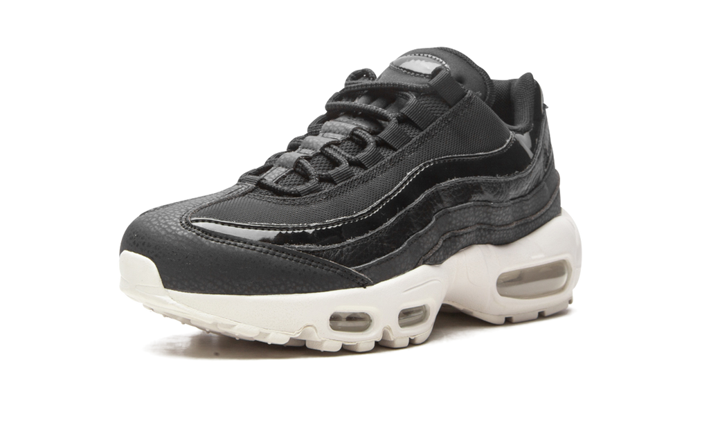 Nike AIR MAX 95 SE MNS WMNS AQ4138 001