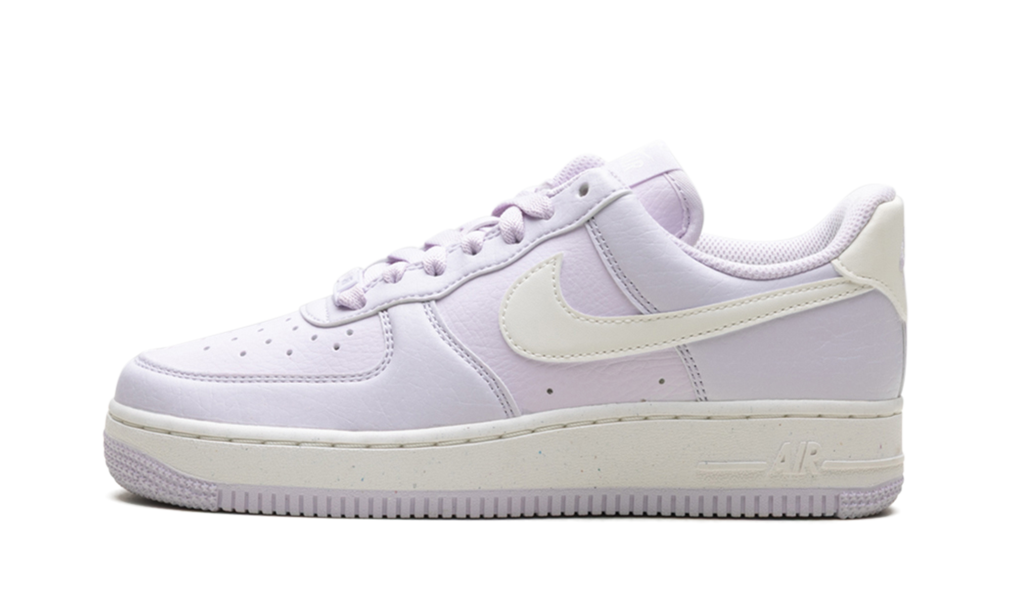 Nike AIR FORCE 1 '07 NEXT NATURE WMNS Barely Grape DV3808 500