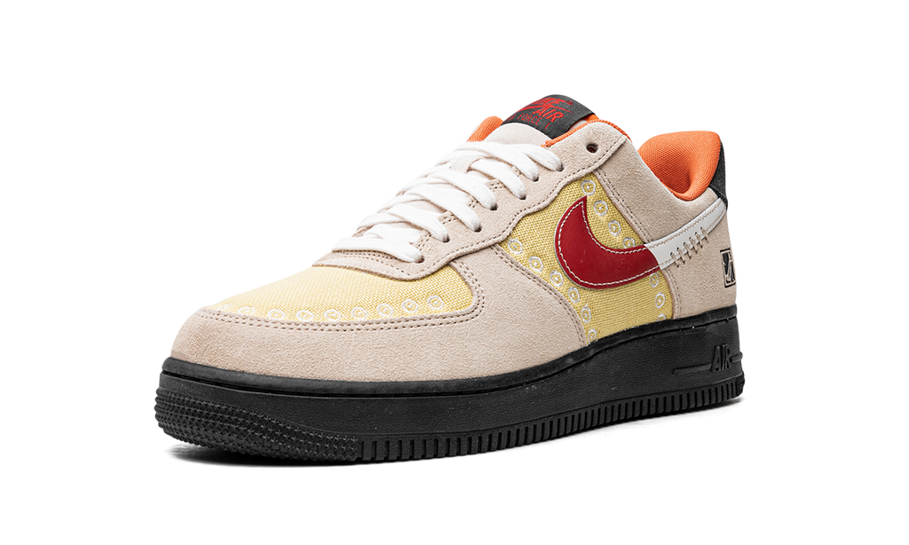 Nike Air Force 1 Low Somos Familia DZ5355 126