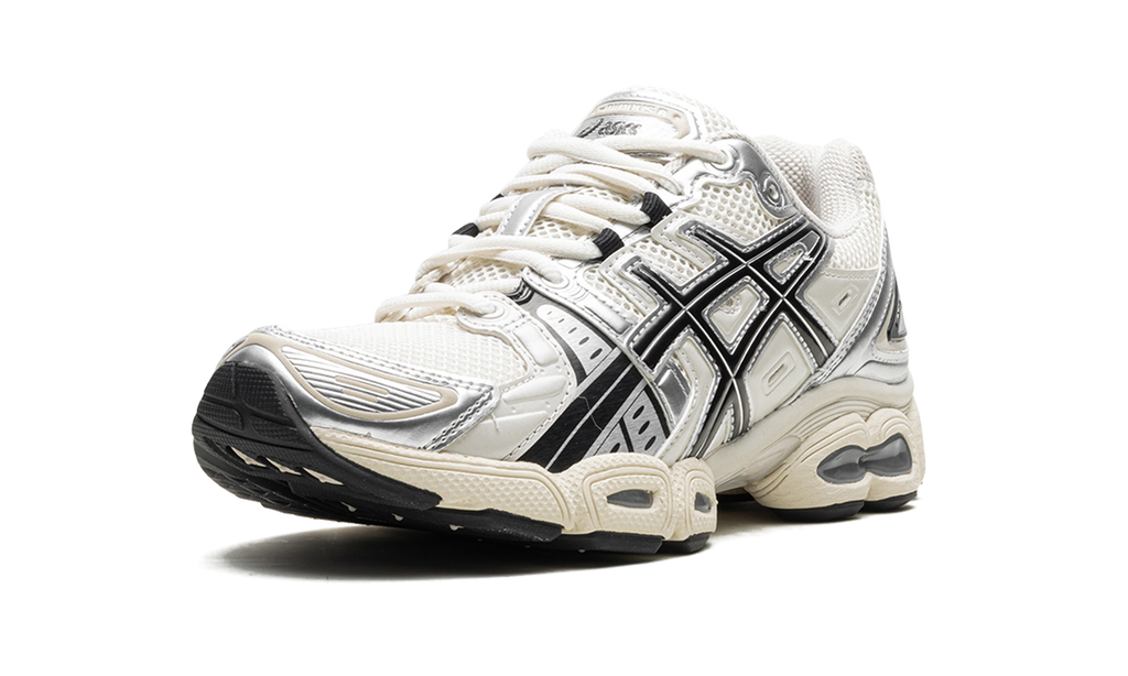 Asics Gel Nimbus 9 Cream / Black 1201A424 105