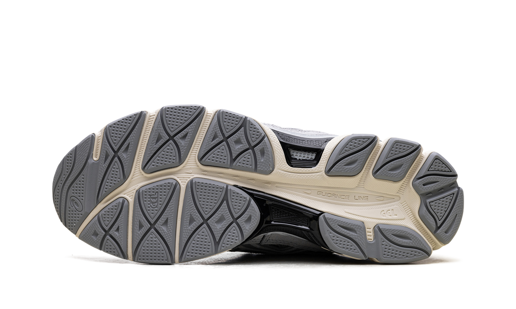 Asics GEL-NYC Black Piedmont Grey 1203A383 004