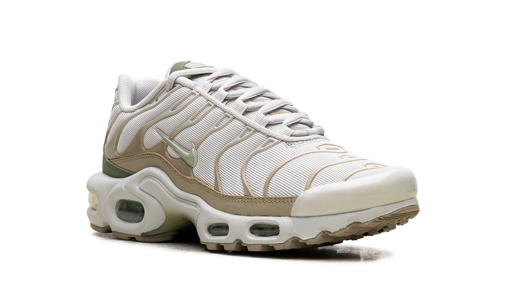Nike Air Max Plus WMNS Light Bone / Honeydew / Alligator DX8954 001