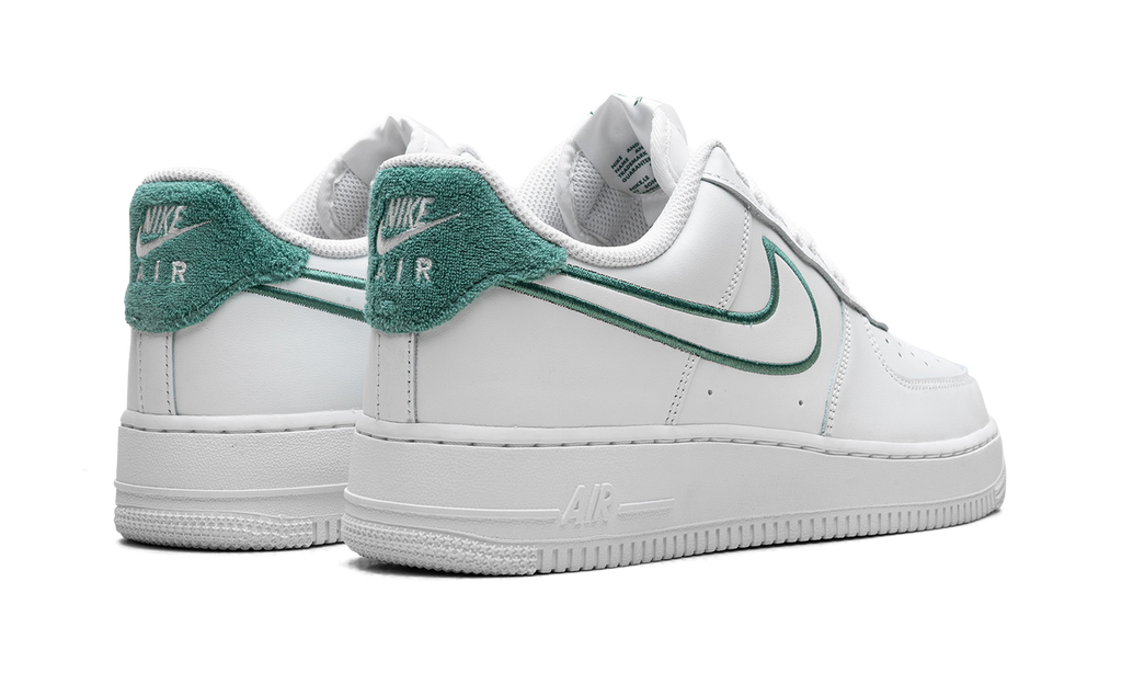 Nike Air Force 1 Resort and Sport FN8349 100