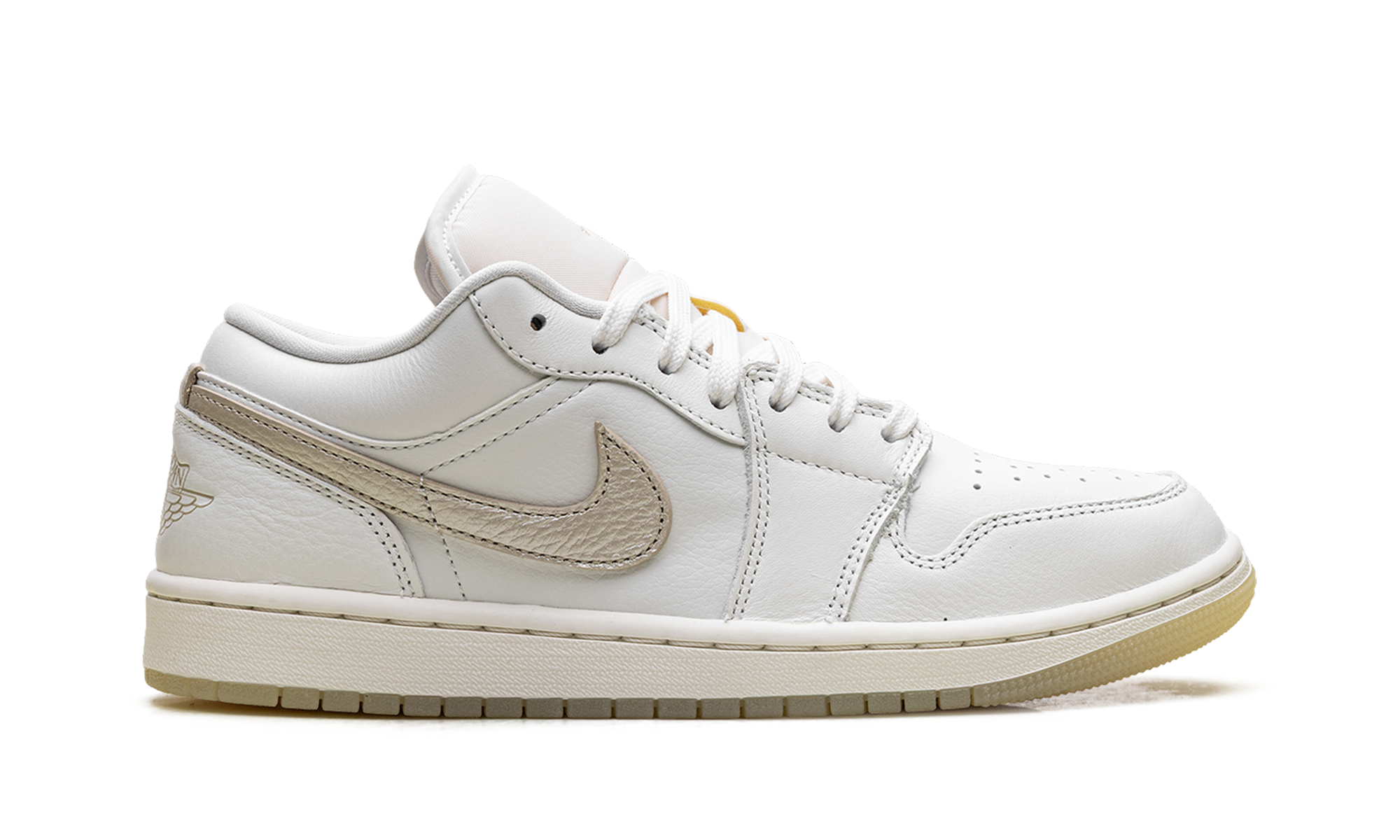Jordan 1 Low SE WMNS Metallic Team Gold HV5157 100