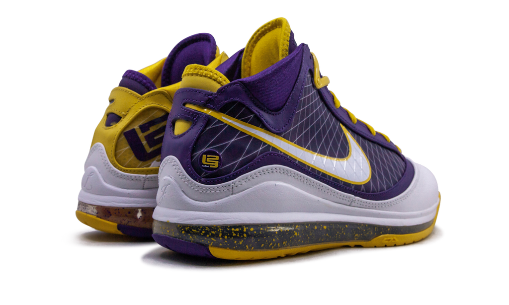 Nike Air Max Lebron 7 Media Day CW2300 500