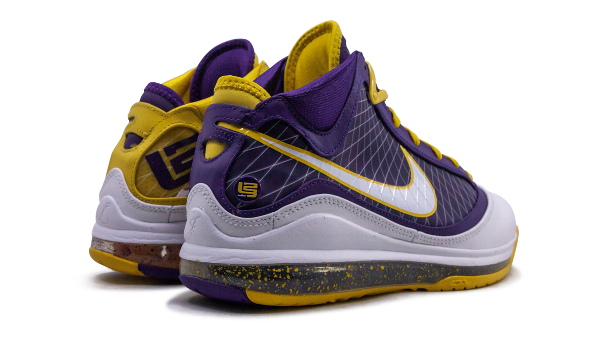 Nike Air Max Lebron 7 Media Day CW2300 500