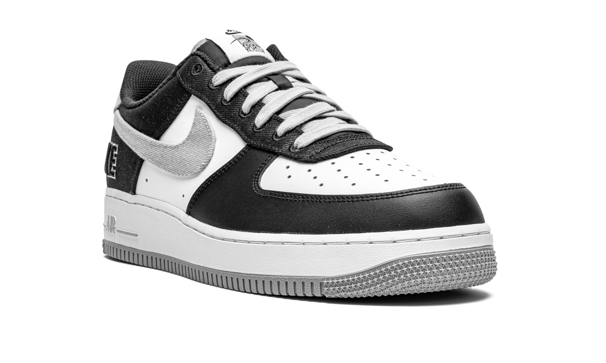 Nike Air Force 1 '07 EMB CT2301 001