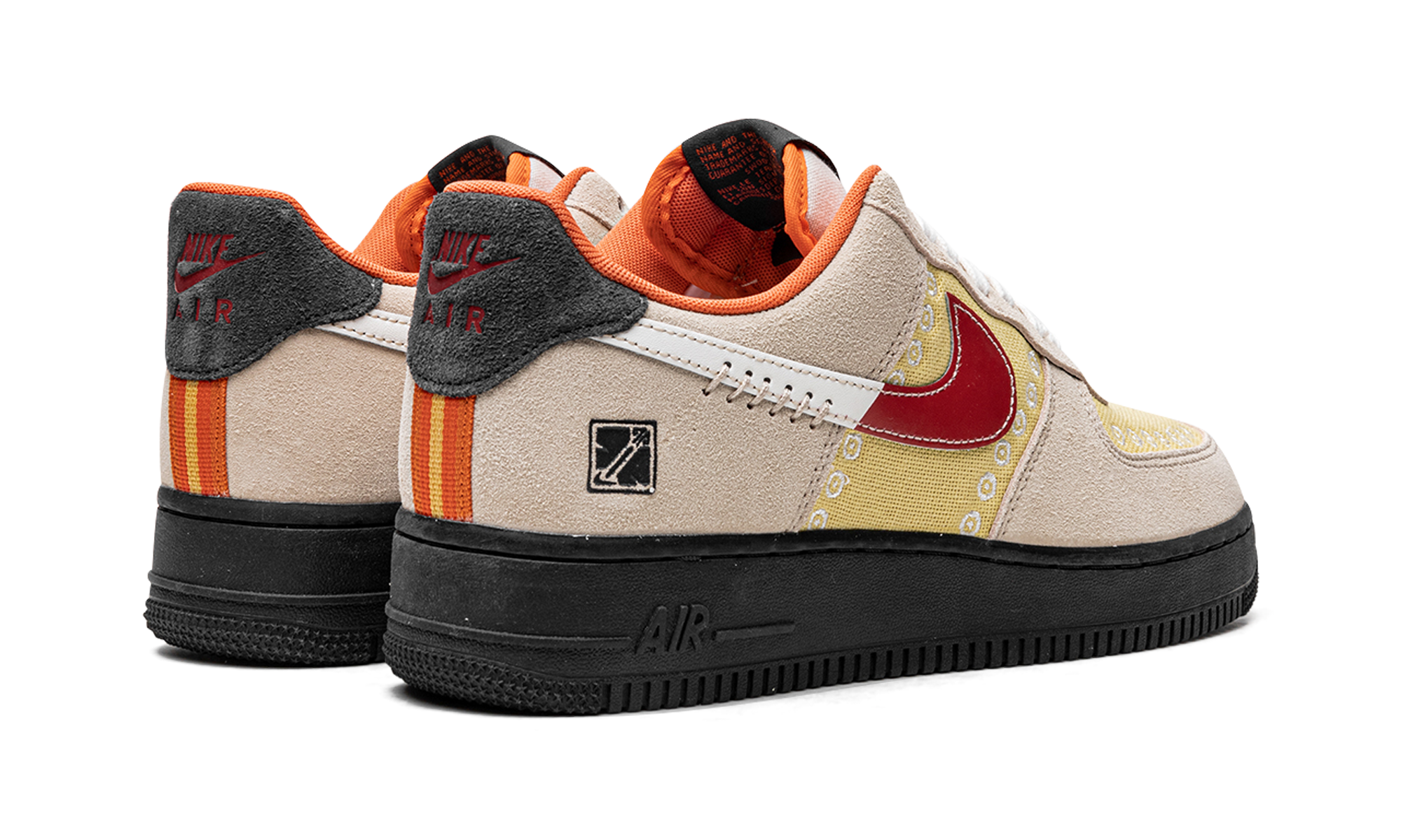 Nike Air Force 1 Low Somos Familia DZ5355 126