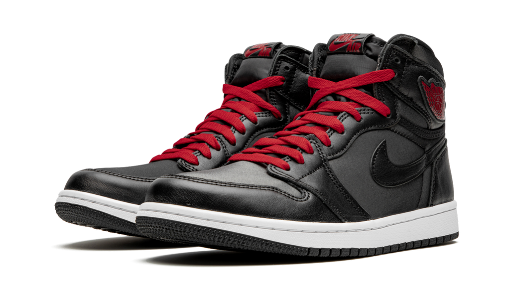Air Jordan 1 Retro High OG Black Satin/Gym Red 555088 060