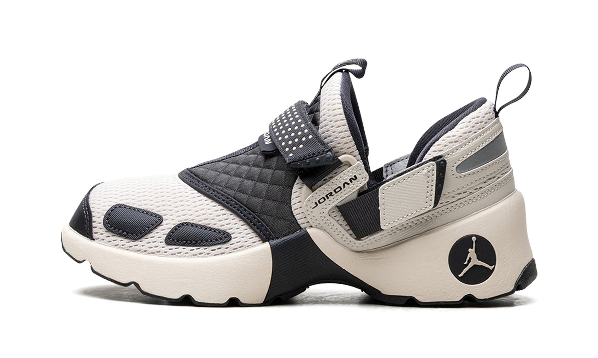 Jordan Trunner LX WMNS Light Orewood Brown HQ2164 102
