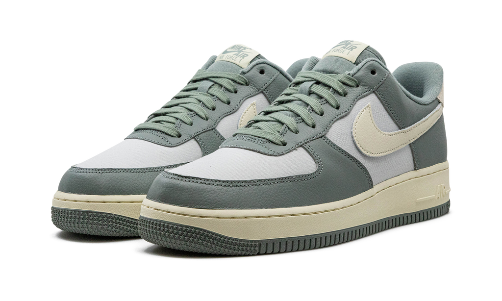 Nike Air Force 1 Low LX Mica Green DV7186 300