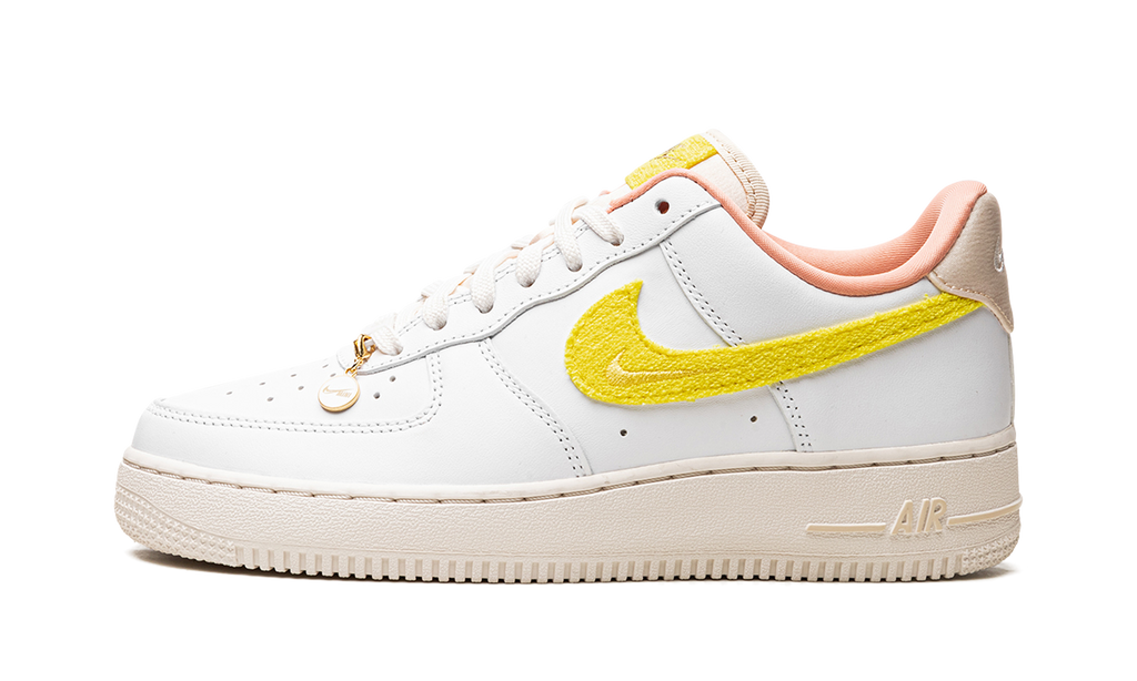 Nike AIR FORCE 1 '07 LX WMNS DV2183 100