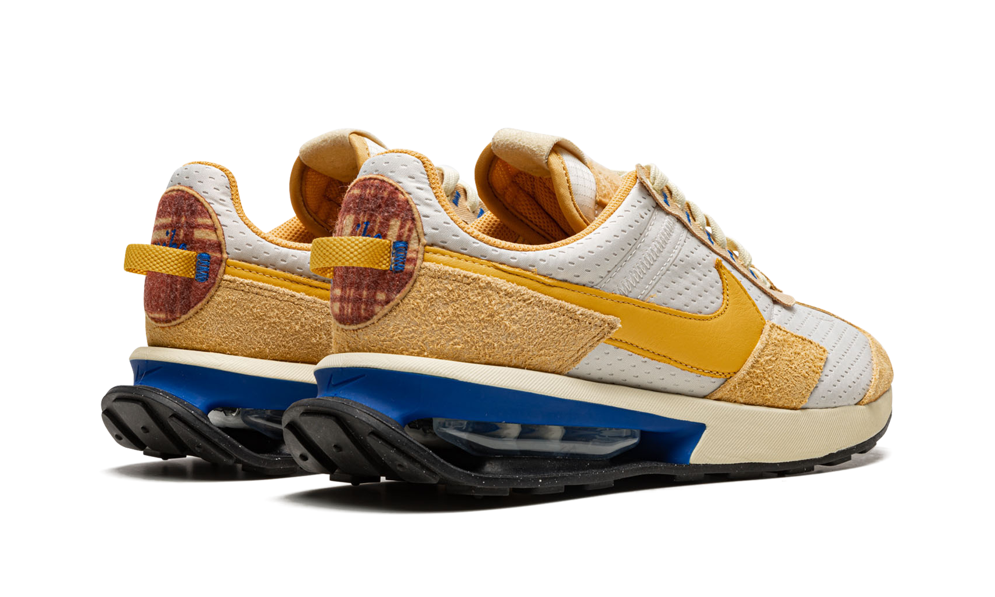 Nike Air Max Pre-Day Warm-core DO2381 737