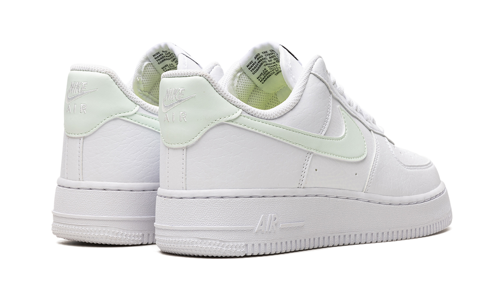 Nike AIR FORCE 1 '07 NEXT NATURE WMNS Barely Green DN1430 103