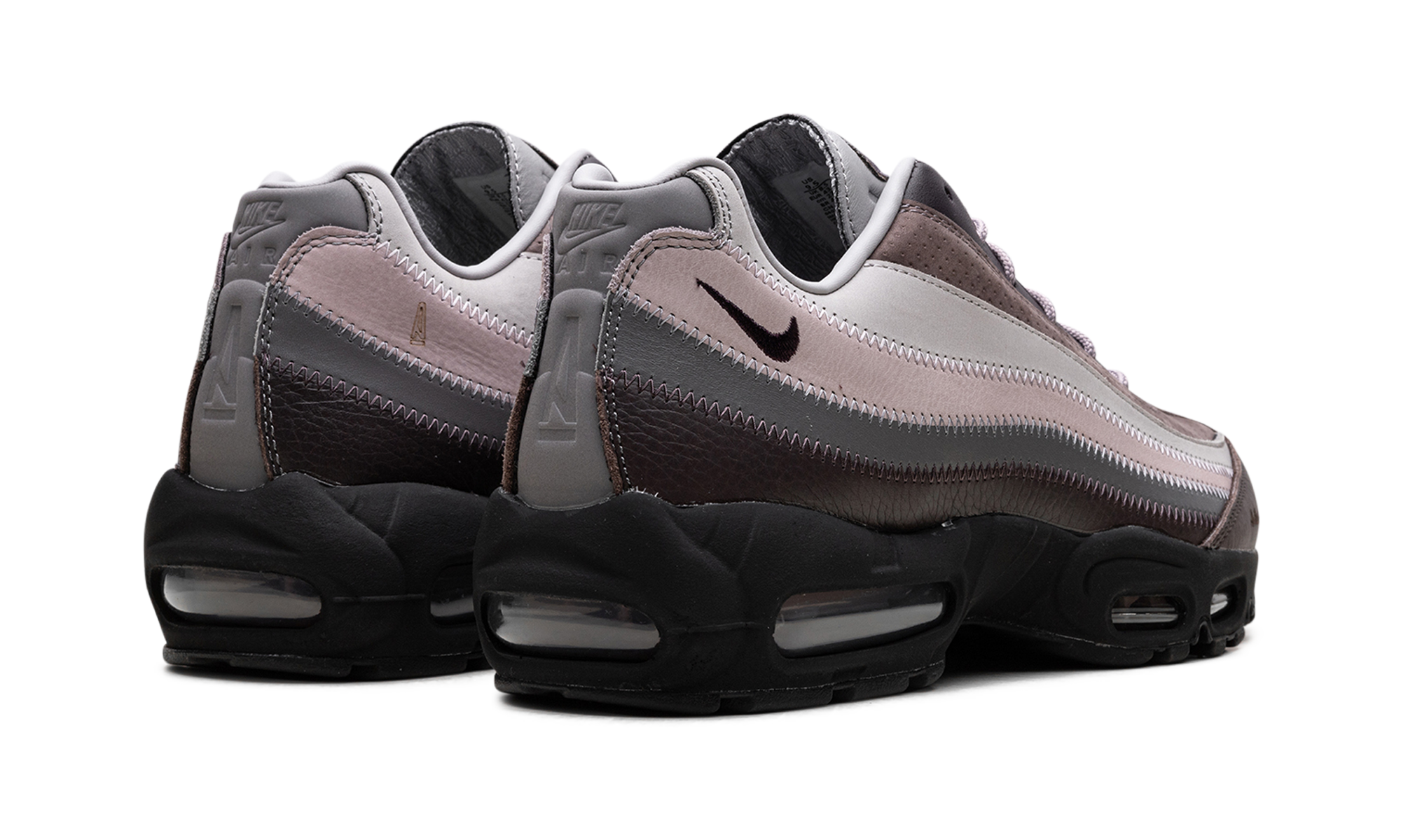 Nike AIR MAX 95 A Ma Mani¨¦re - While You Were Sleeping FZ8743 200
