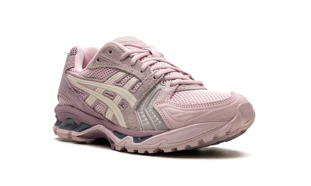 Asics GEL KAYANO 14 WMNS BARELY ROSE CREAM 1202A105 700