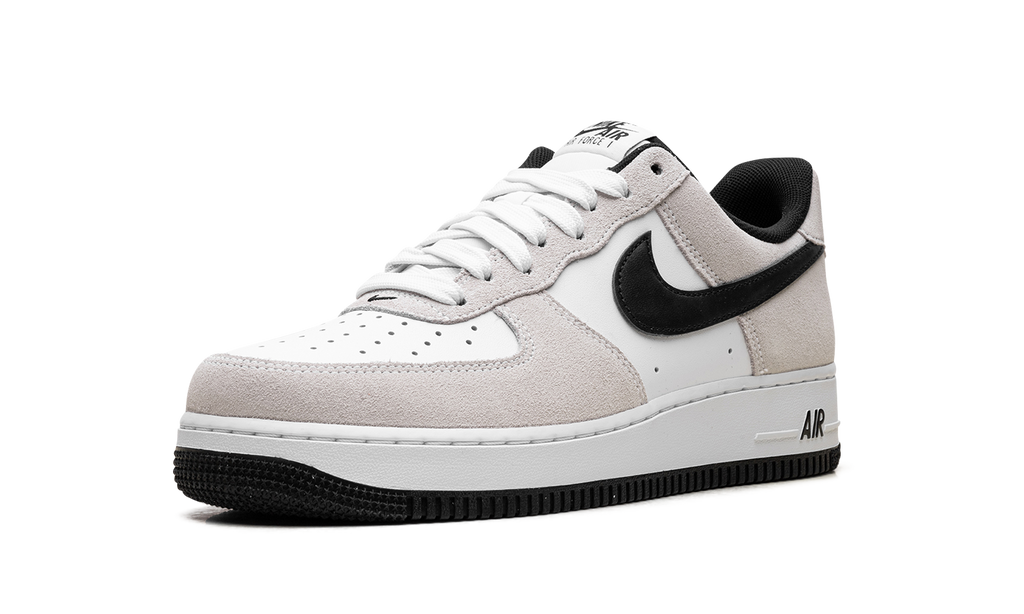 Nike Air Force 1 Low '07 LV8 White Black IB6388 100