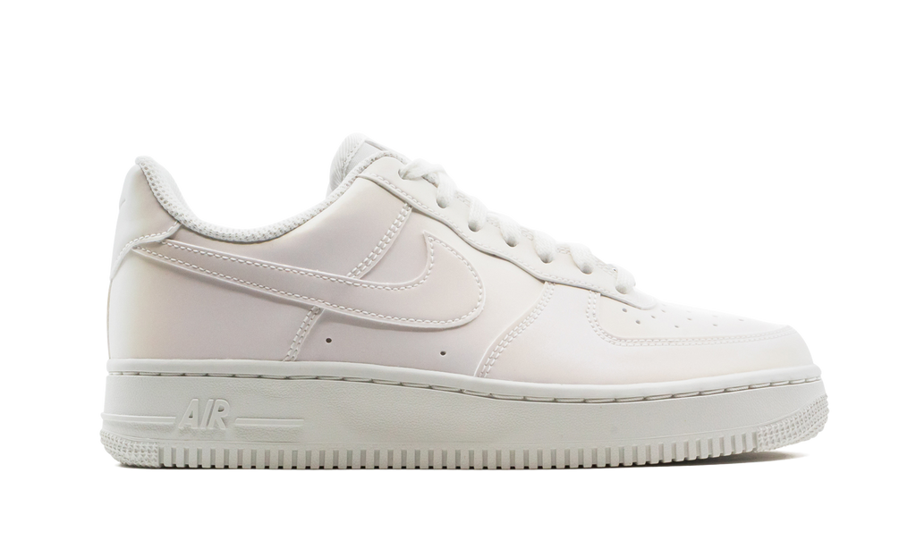 Nike AIR FORCE 1 '07 MNS WMNS Reflective White DC2062 100
