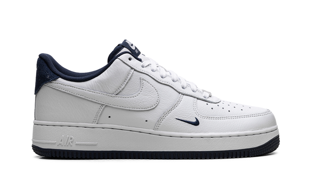 Nike Air Force 1 Low '07 LV8 Photon Dust Obsidian HM9483 001