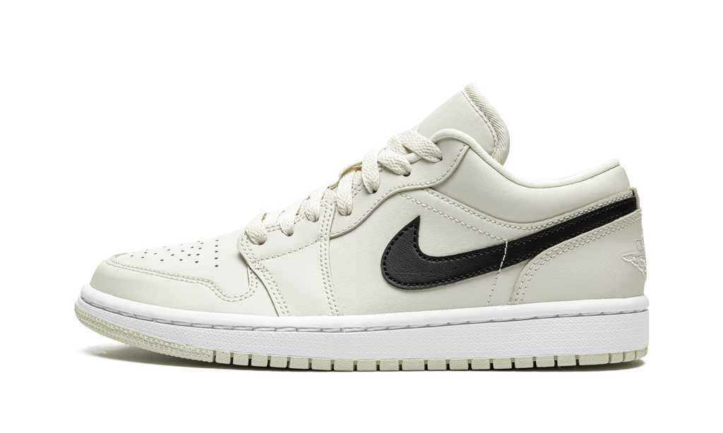 AIR JORDAN 1 LO WMNS Coconut Milk DC0774 121