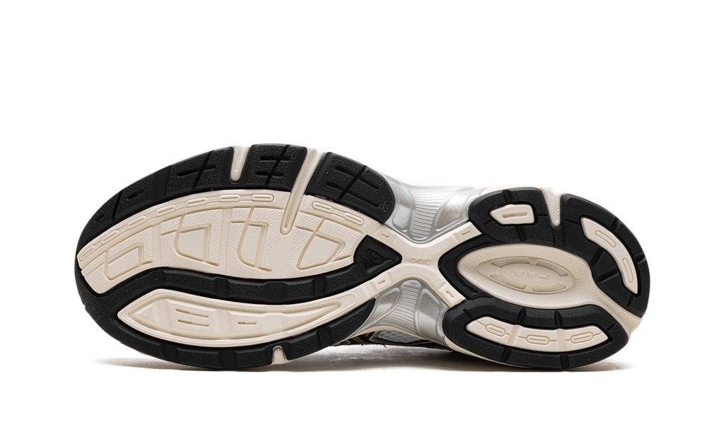 Asics Gel 1130 White / Black 1203A698 100