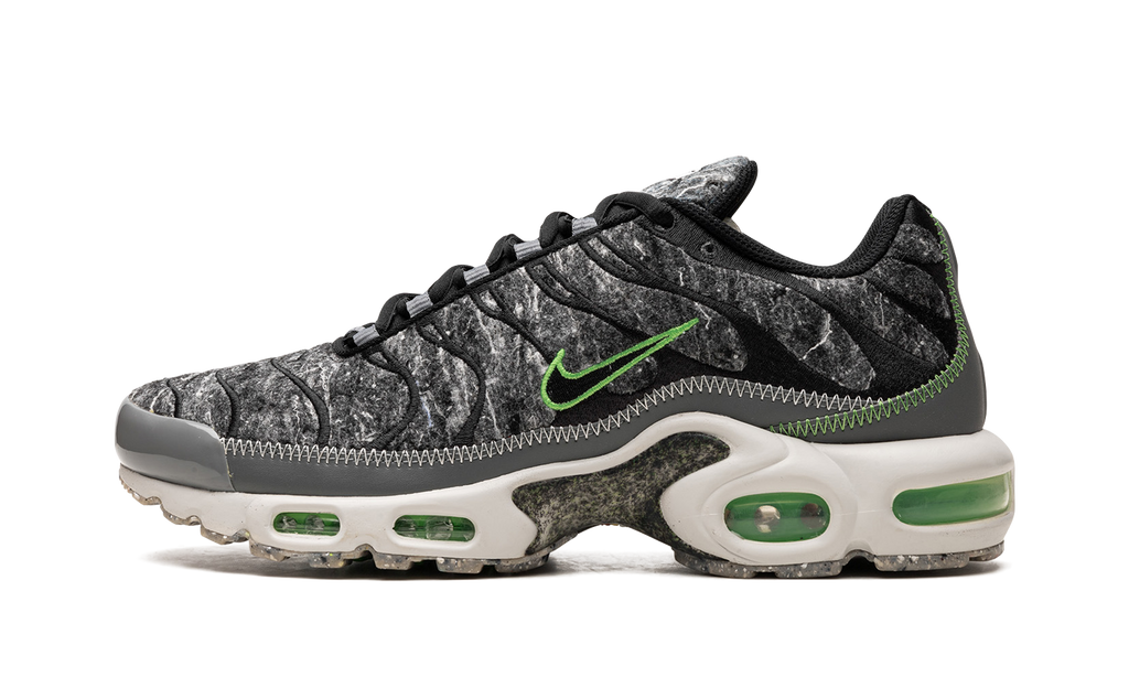 Nike Air Max Plus Essential Crater Green DA9326 001