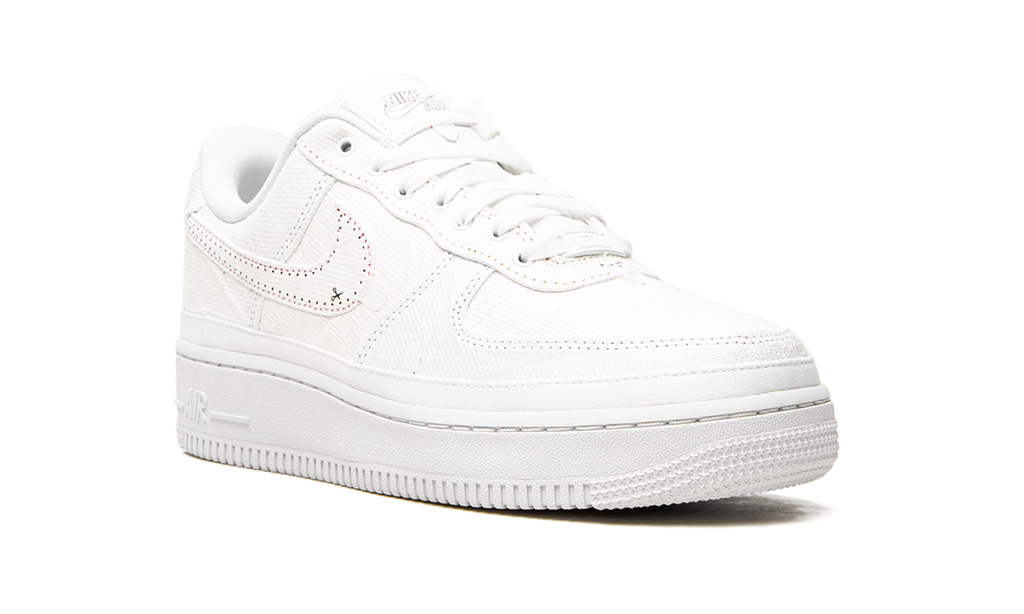 Nike AIR FORCE 1 LO LX WMNS Reveal CJ1650 101