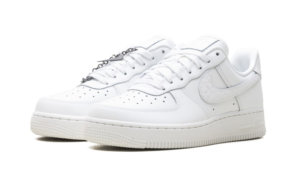 Nike Air Force 1 '07 Low WMNS Summit White Mini Charm IM6485 121