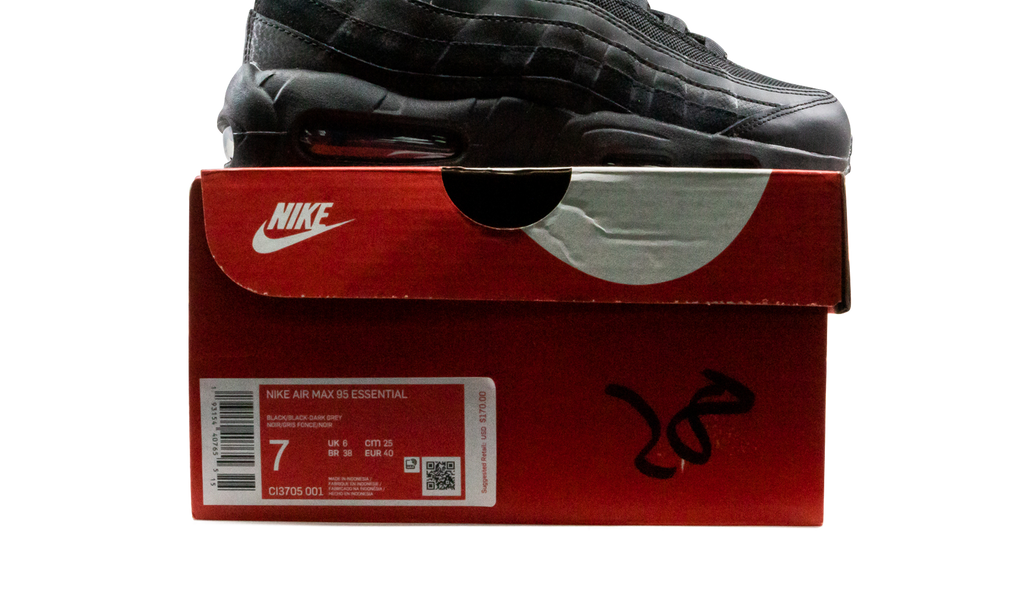 Nike Air Max 95 Essential Triple Black CI3705 001