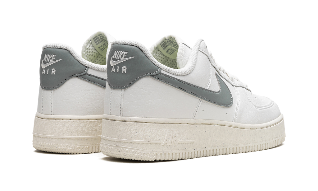 Nike AIR FORCE 1 '07 NEXT NATURE MNS WMNS Mica Green DN1430 107
