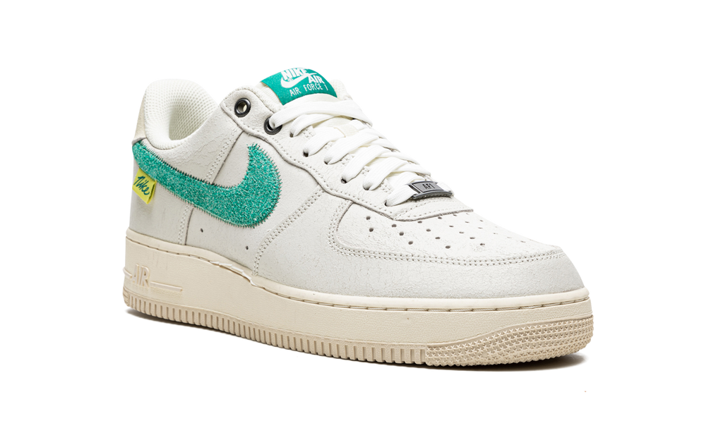 Nike Air Force 1 '07 LV8 Test of Time - Sail / Green Noise DO5876 100