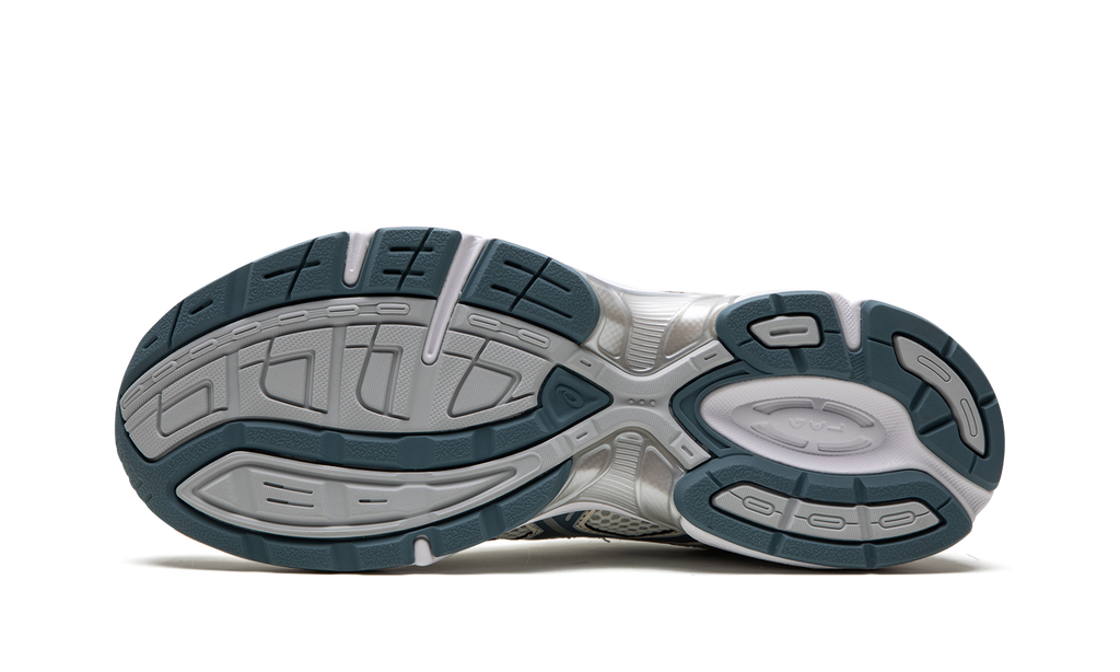 Asics Gel-1130 Cream / Ironclad 1201A256 115