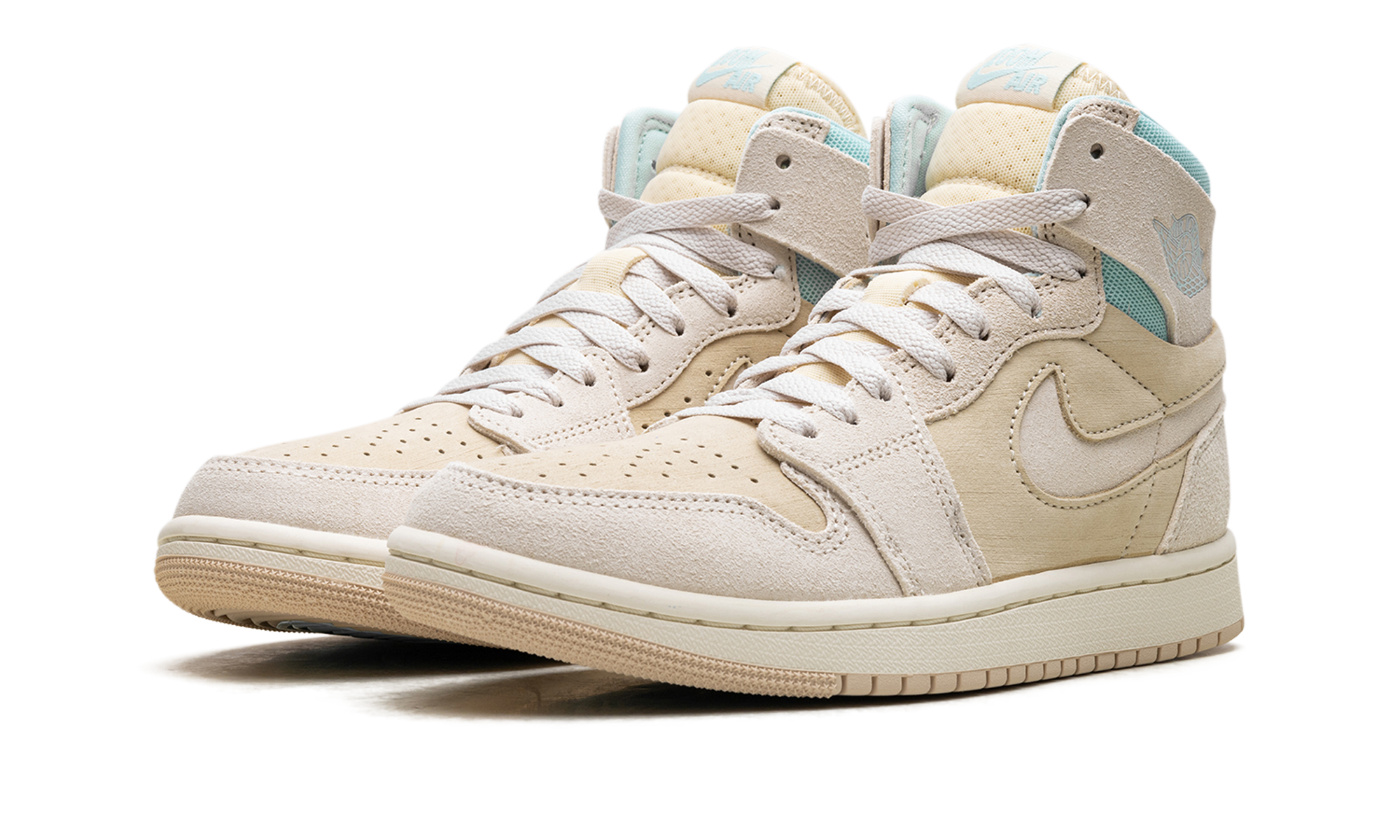 Air Jordan 1 WMNS Coconut Milk / Light Dew DV1305 101
