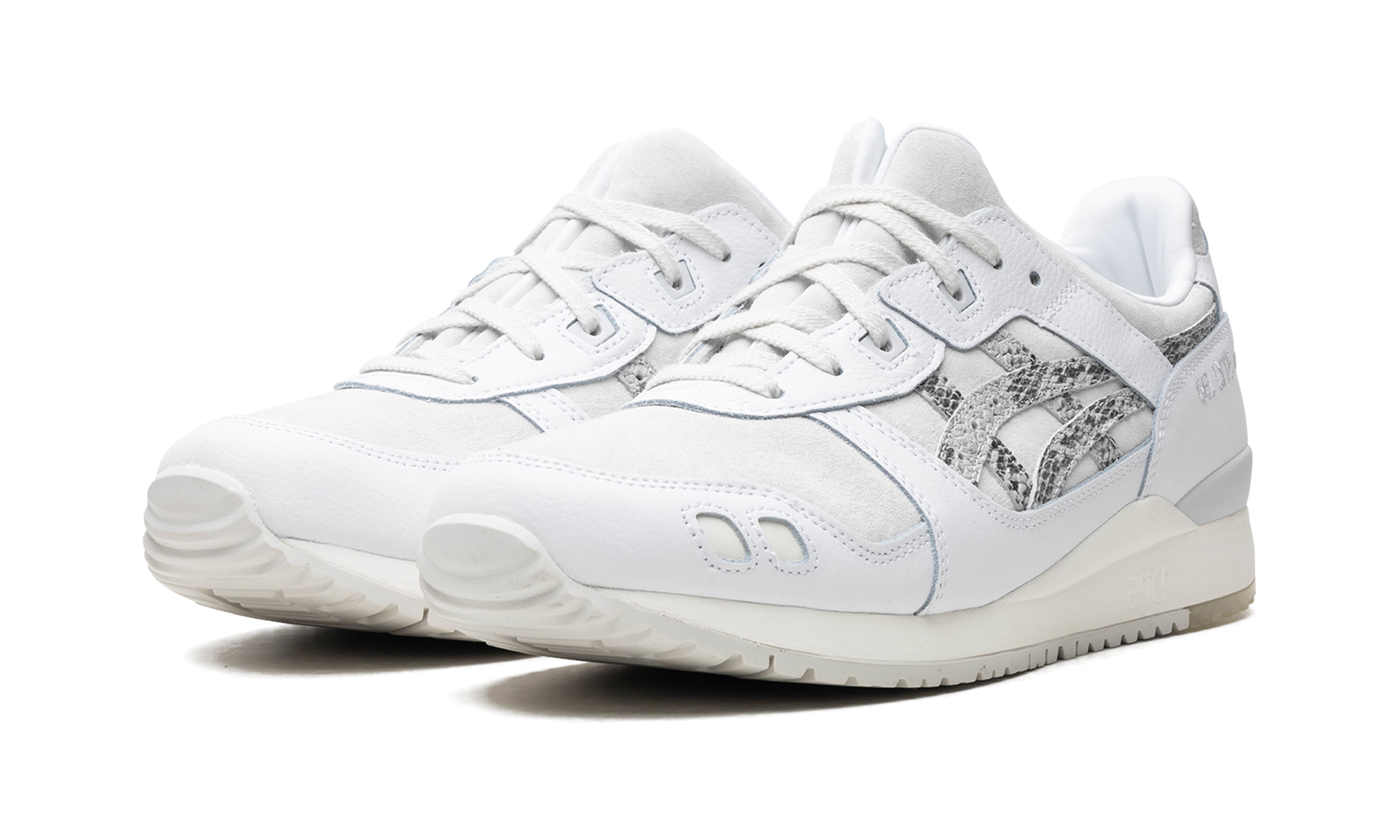 Asics Atmos x Gel Lyte 3 OG White Python 1201A807 100