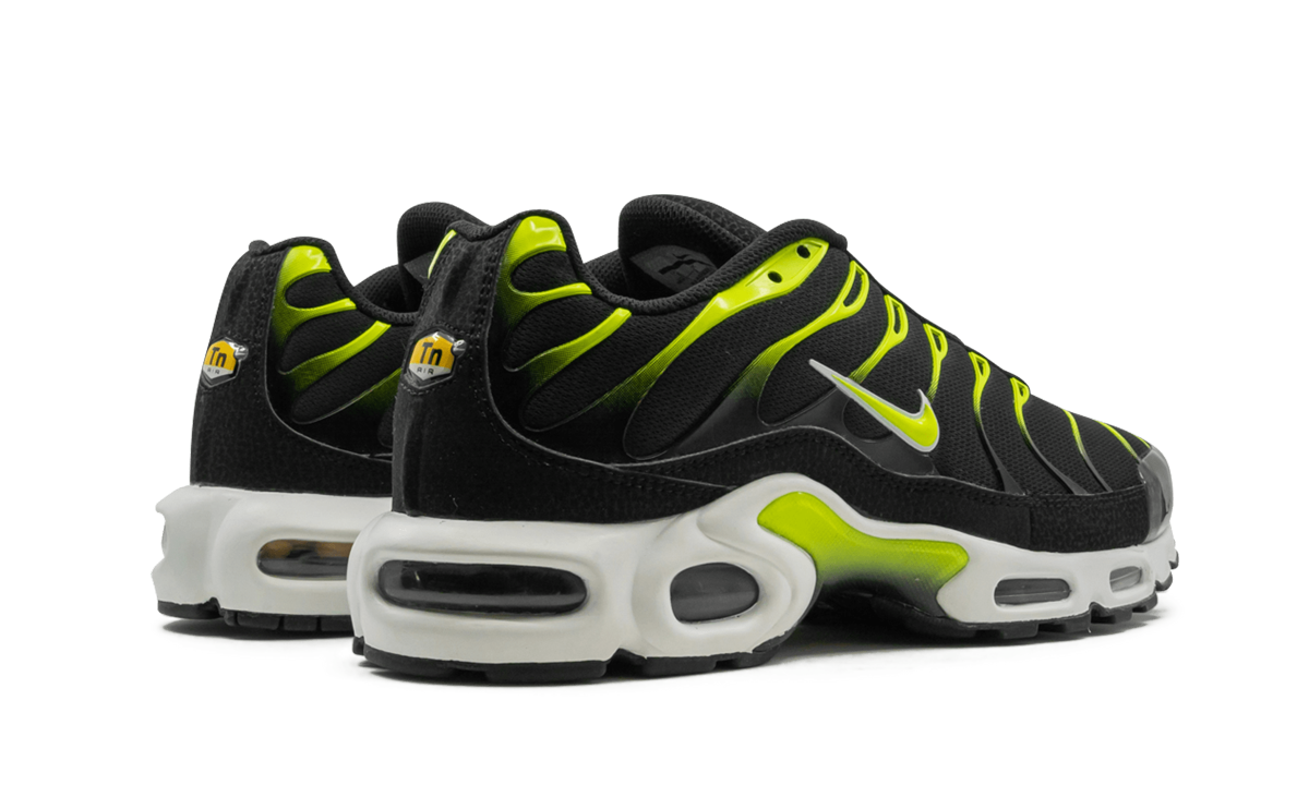 Nike Air Max Plus Black Volt 852630 037
