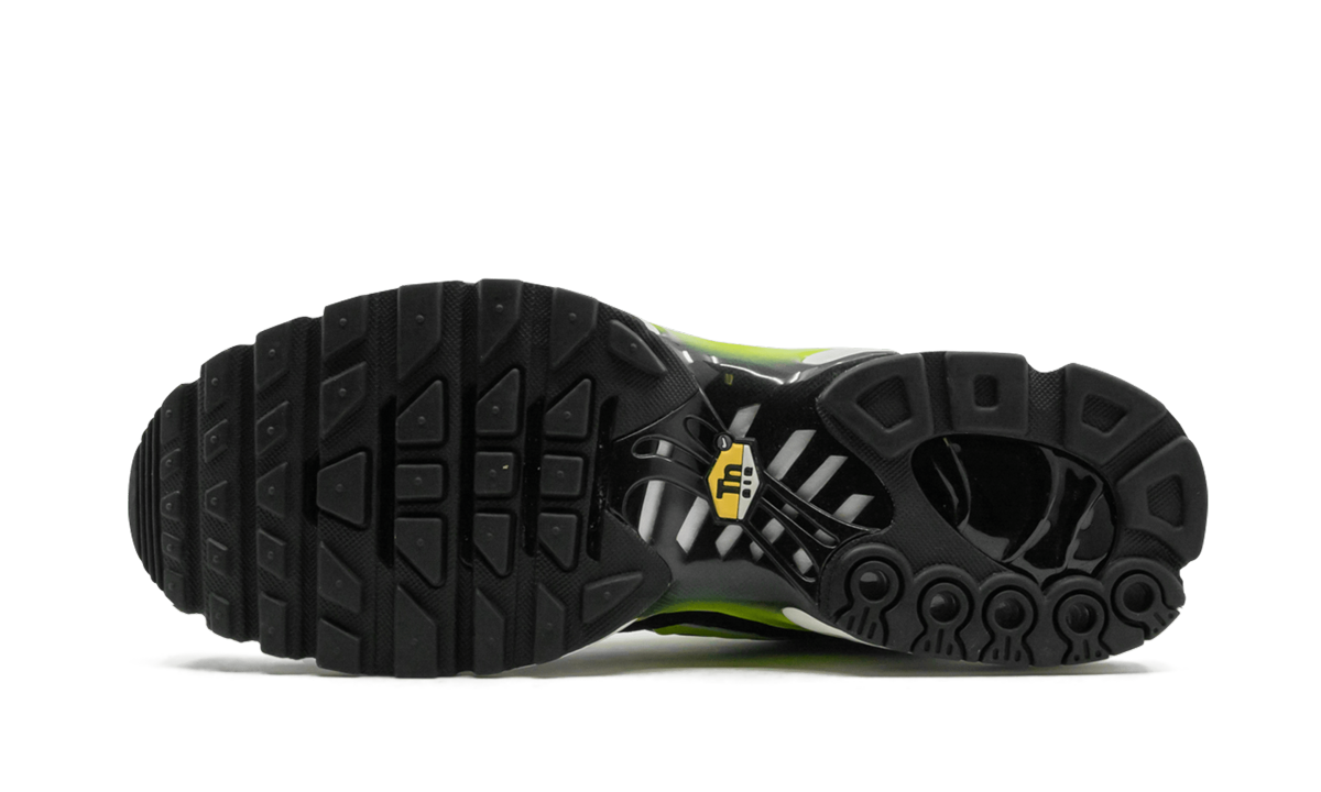 Nike Air Max Plus Black Volt 852630 037