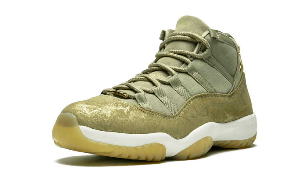 AIR JORDAN 11 RETRO WMNS Neutral Olive AR0715 200