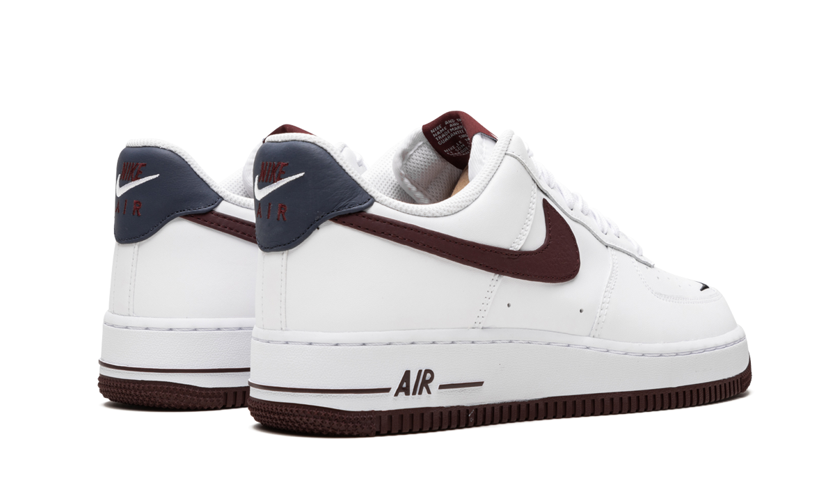 Nike Air Force 1 07 LV8 4 Swoosh Pack