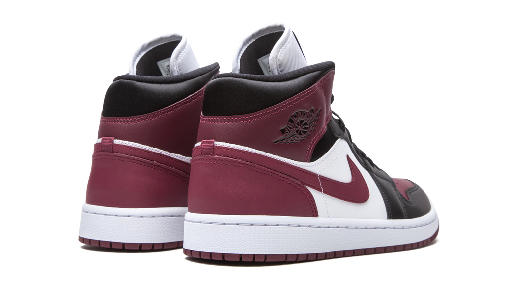 AIR JORDAN 1 MID SE WMNS Gold Pendants CZ4385 016