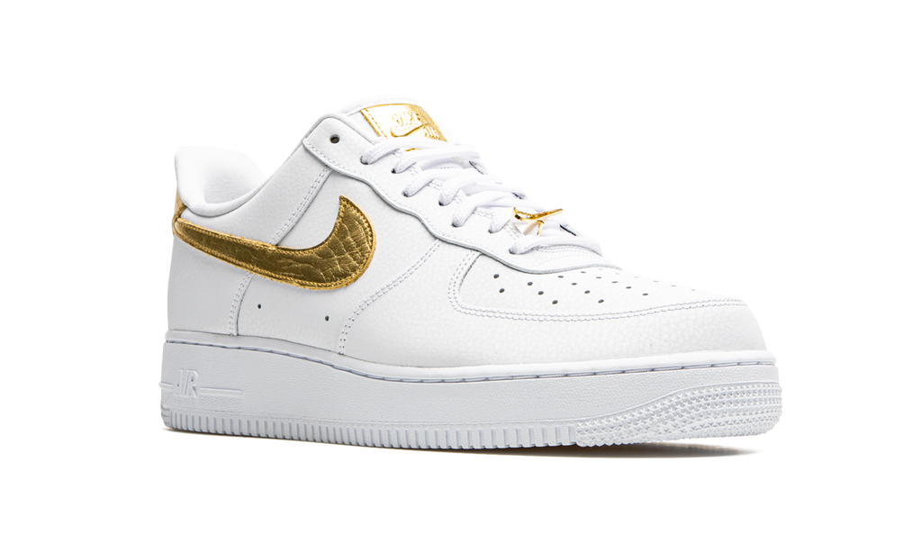 Nike Air Force 1 Low '07 LV8 Gold Foil DC2181 100