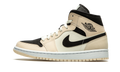 AIR JORDAN 1 MID WMNS Guava Ice BQ6472 800