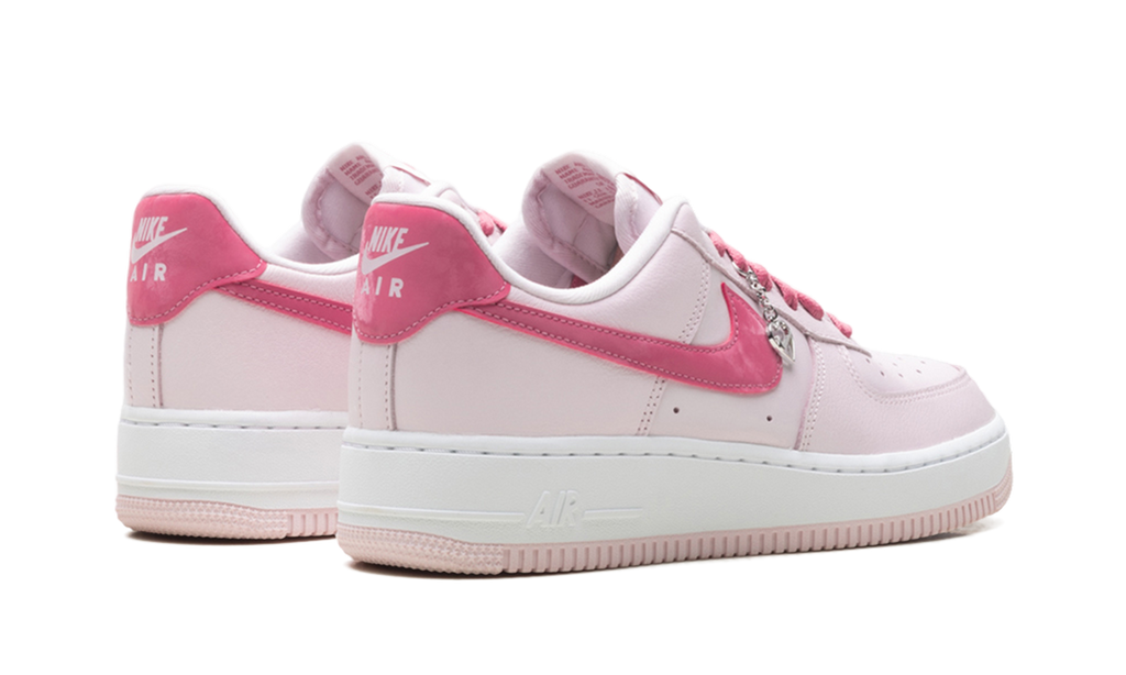 Nike Air Force 1 Low WMNS Valentine's Day (2026) IO8755 600