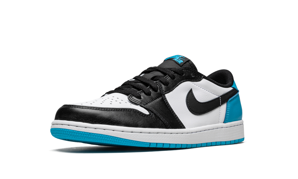 Air Jordan 1 Low OG UNC CZ0790 104