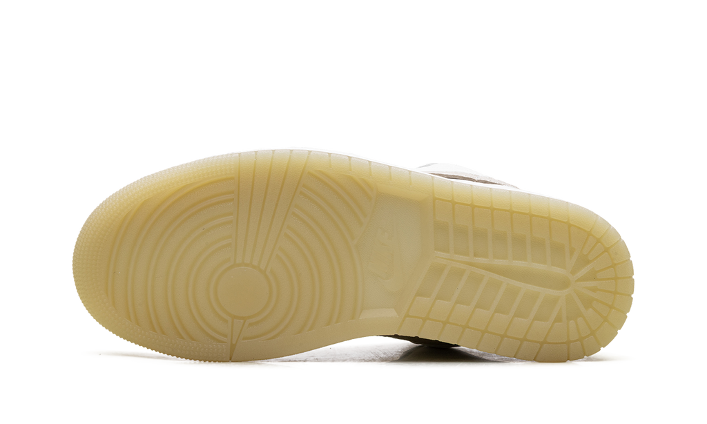 Jordan 1 Low SE WMNS Metallic Team Gold HV5157 100