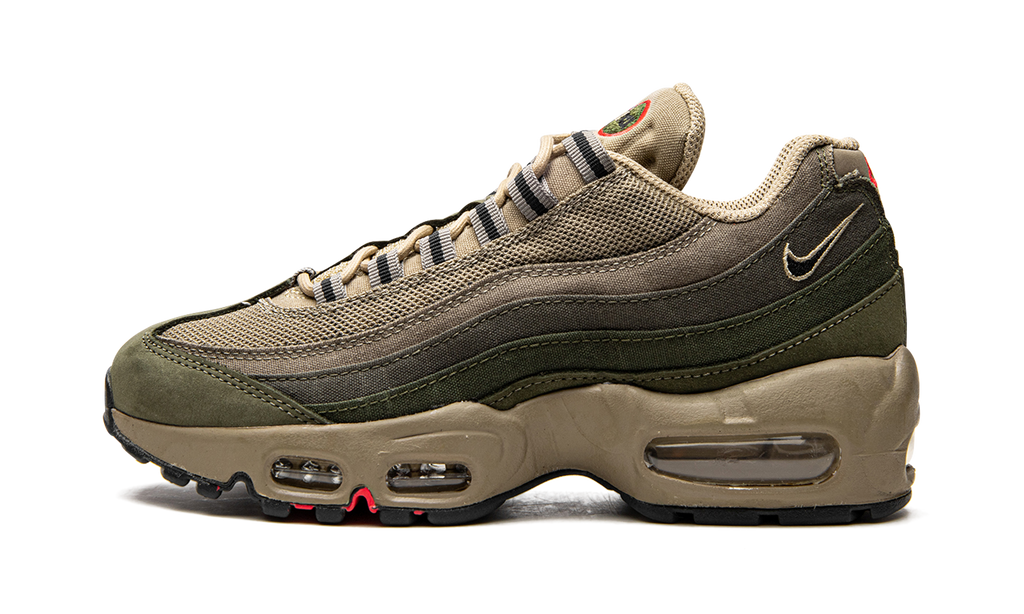 Nike Air Max 95 SE Rough Green DQ8570 200