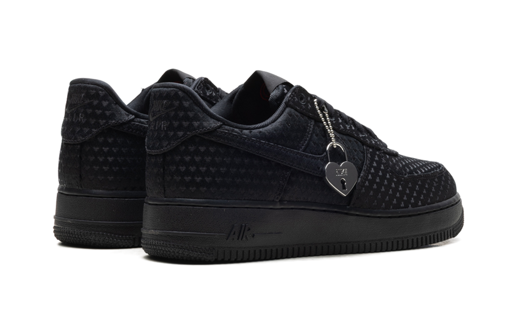 Nike Air Force 1 Low WMNS Valentine's Day - Triple Black IQ9965 001
