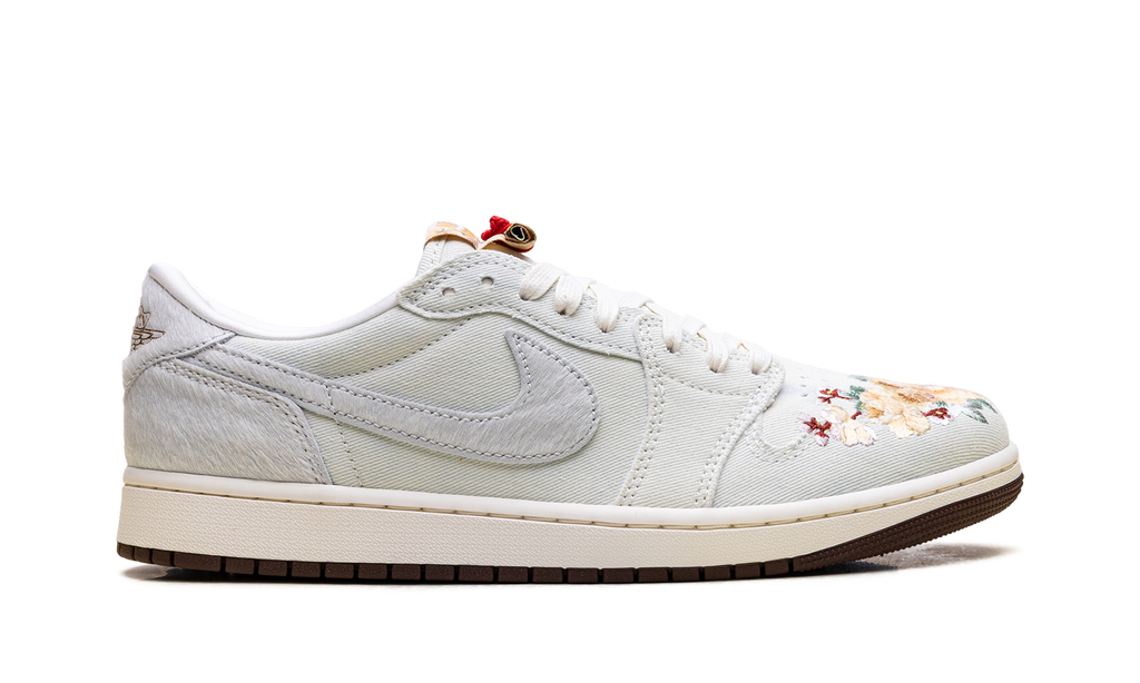 Air Jordan 1 Low Football Grey IQ1108 011