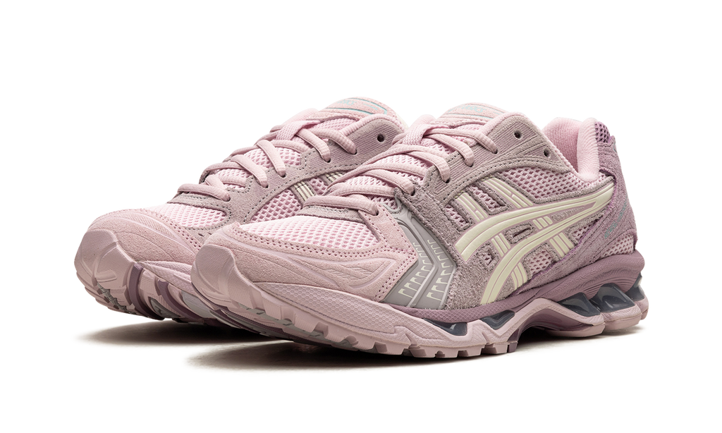 Asics GEL KAYANO 14 WMNS BARELY ROSE CREAM 1202A105 700