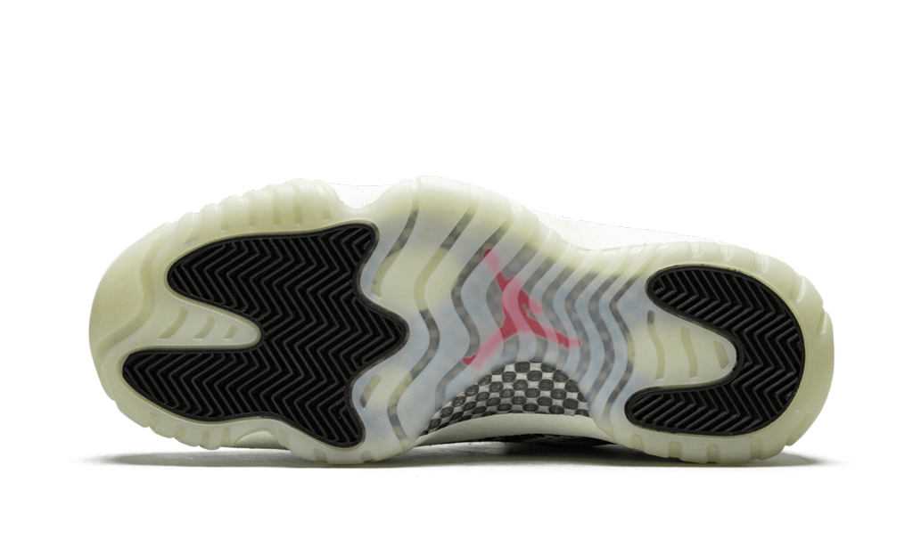 Air Jordan 11 Retro Low Snakeskin Light Bone CD6846 002